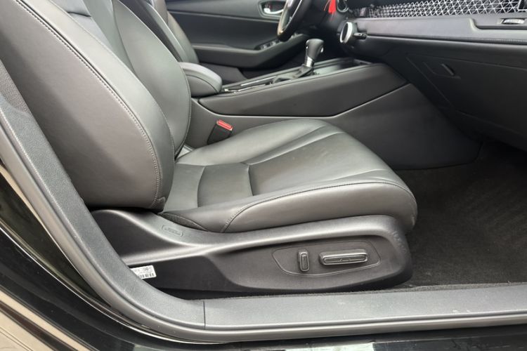 Used Honda Accord 2024 260TURBO Luxury Edition Right Front Seat