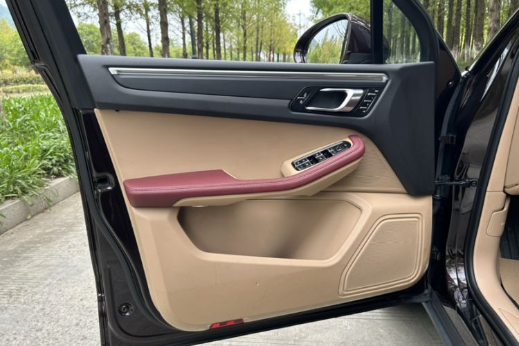 Used Porsche Macan 2018 Macan 2.0T