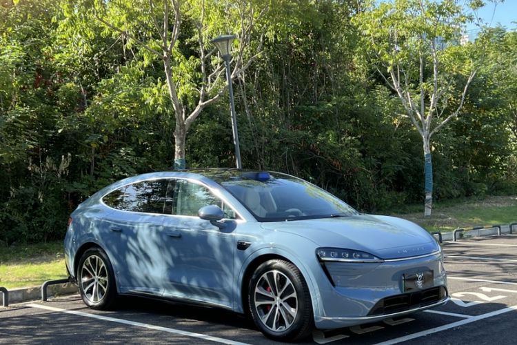 Used Hima Luxeed R7 2024 All-Electric 736 km Ultra
