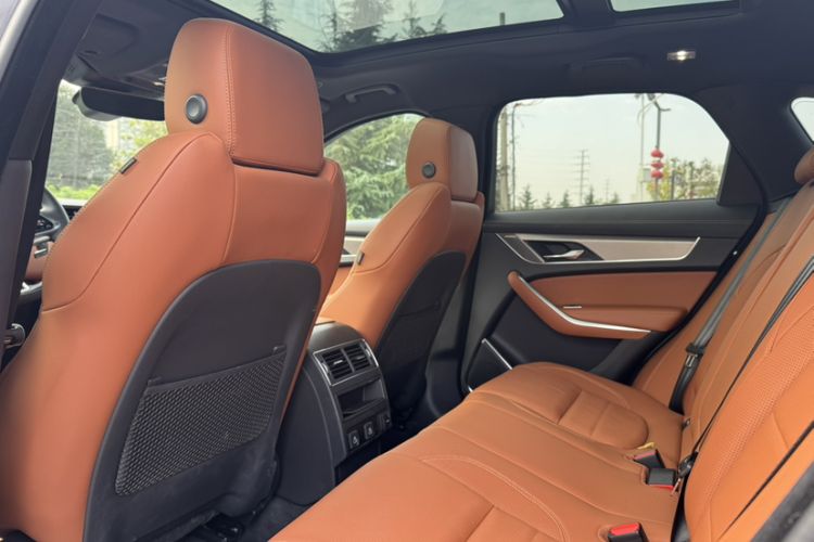 Used Jaguar F-PACE 2025 P250 R-Dynamic SE