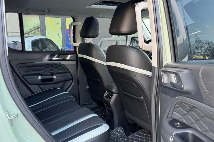 Used Tank 300 2021 City Edition 2.0T—Truly Stylish
