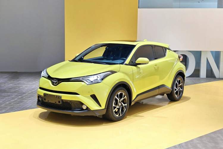Used Toyota C-HR 2018 2.0L Luxury Sunroof Version China VI Standard