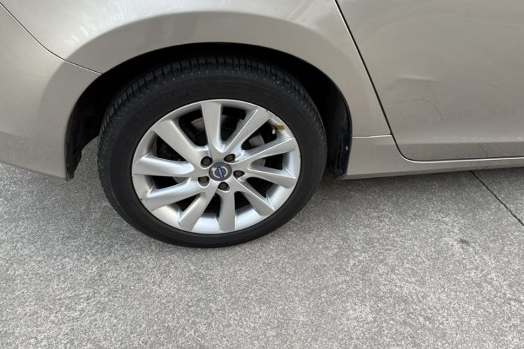 Used Volvo V60 2014 T5 Zhiyi Edition
