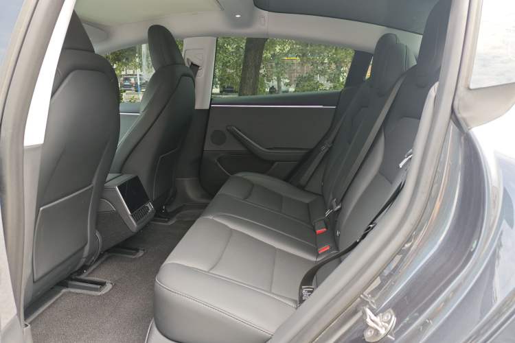 Used Tesla Model 3 2023 Rear-Wheel-Drive Version