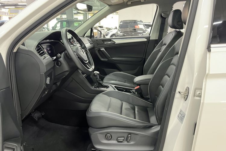 Used Volkswagen Tiguan L New Energy 2021 430 PHEV Plug-in Hybrid Flagship Edition Interior 1