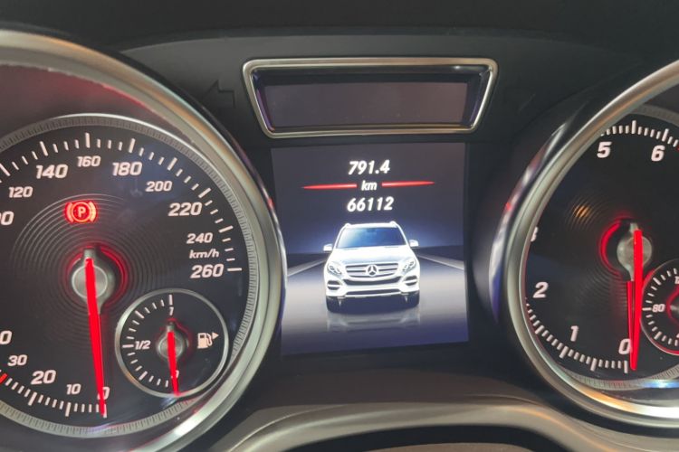 Used Mercedes-Benz GLE 2018 GLE 320 4MATIC Dynamic Edition Collector's Edition
