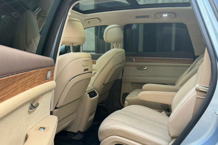 Used Hima AITO M7 2024 1.5T Intelligent Drive 4x4 Max Edition 6 Seats