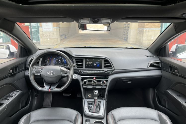 Used Hyundai Elantra (6th Generation / Lingdong) 2019 1.4T Dual-Clutch Xuan Dong · Dynamic Model