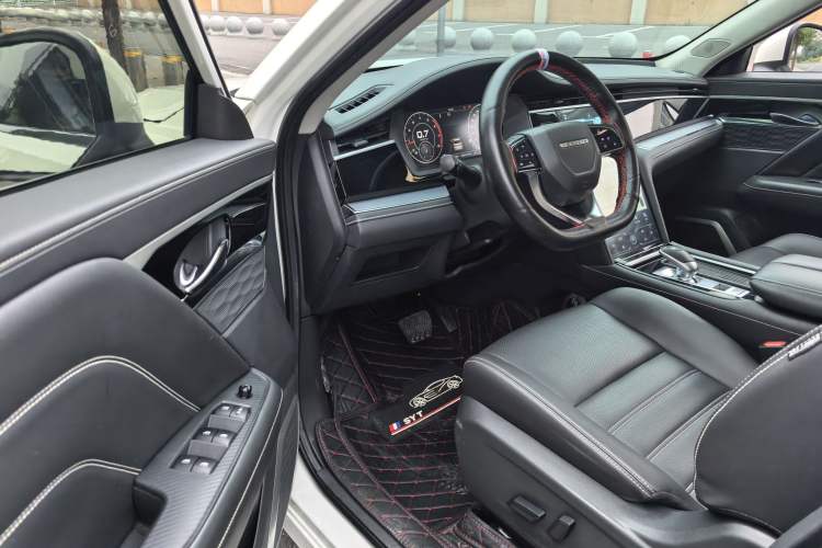 Used Venucia Star 2020 260T Automatic 48V Mild Hybrid Turbocharged Star Edition
