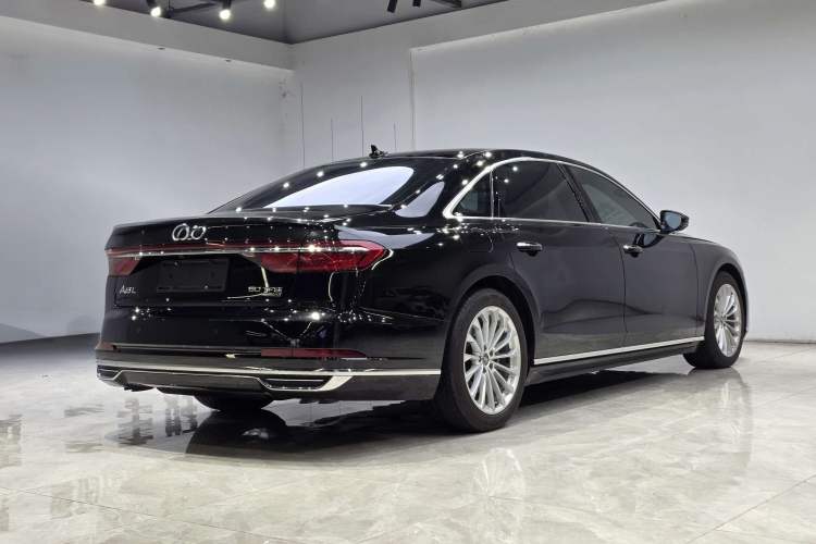 Used Audi A8 2019 Plus A8L 50 TFSI quattro Comfort Model Exterior 6