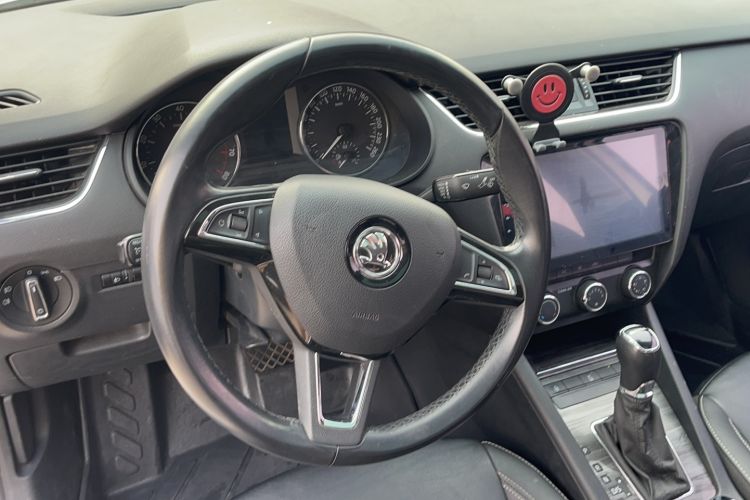 Used Skoda Octavia 2017 1.6L Automatic Smart Drive Edition
