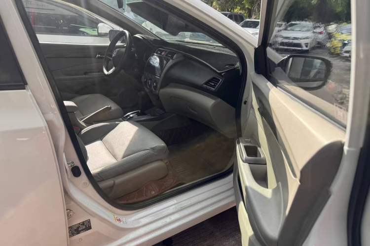 Used Honda City Classic 2014 Style 1.5L Automatic Elite Edition
