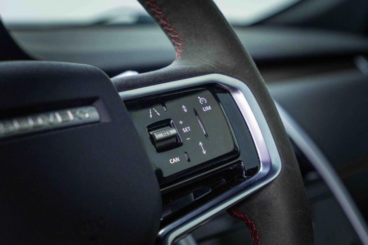 Used Land Rover Discovery Sport 2022 Restyled 249 PS R-Dynamic SE Performance Tech Edition 5 Seats