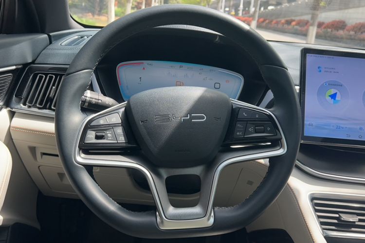 Used BYD Song PLUS New Energy 2023 Champion Edition DM-i 110KM Flagship PLUS Gear Lever