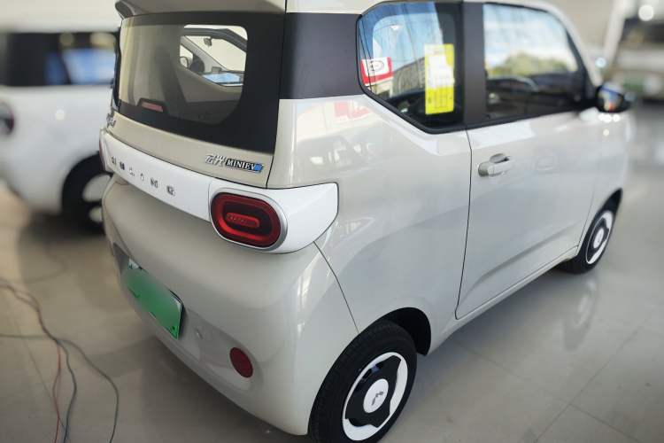 Used Wuling Hongguang MINIEV 2024 3rd Generation 215km Youth Edition