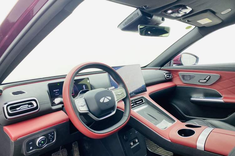 Used Chery Fulwin A9L 2025 Model, Four-Wheel Drive High-Energy Peak Edition
