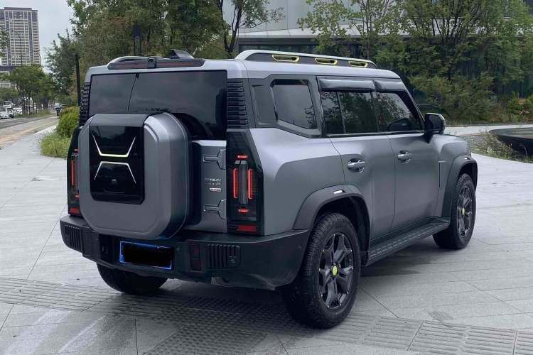 Used JETOUR Traveler 2023 2.0T All-Wheel Drive CrossPRO+