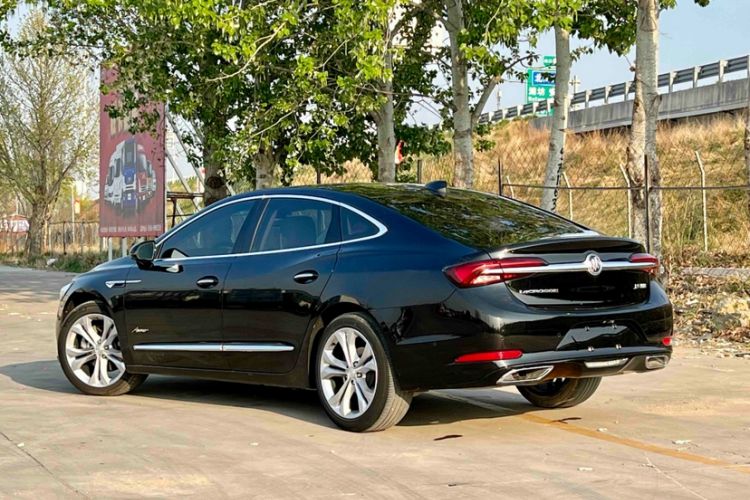 Used Buick LaCrosse 2022 Avenir Avia First Edition Exterior 8