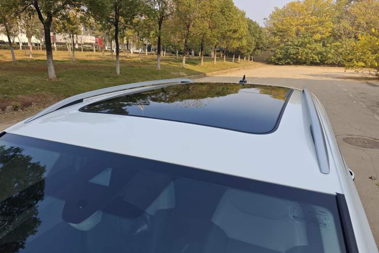 Used Volkswagen Tharu 2024 300TSI Two-Wheel-Drive Full Moon Edition
