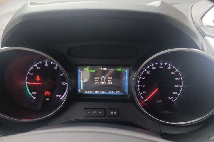 Used BYD Yuan New Energy 2018 EV360 Smart Connect Cool Edition Odometer Close Up