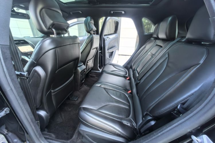 Used Lincoln MKC 2017 2.0T Two-Wheel Drive Deluxe Edition
