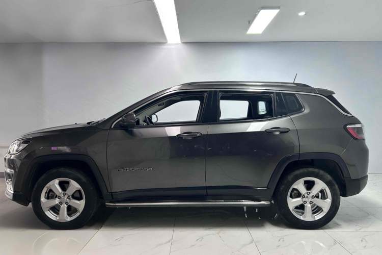 Used Jeep Compass 2017 200T Automatic Family Edition Exterior 3