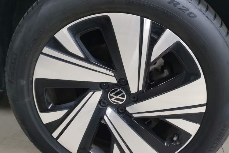 Used Volkswagen Teramont X 2021 330TSI Two-Wheel-Drive Prestige Luxury Edition
