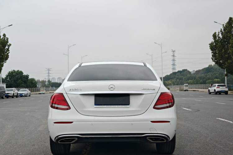 Used Mercedes-Benz E-Class 2018 Facelifted E 300 L Stylish Version
