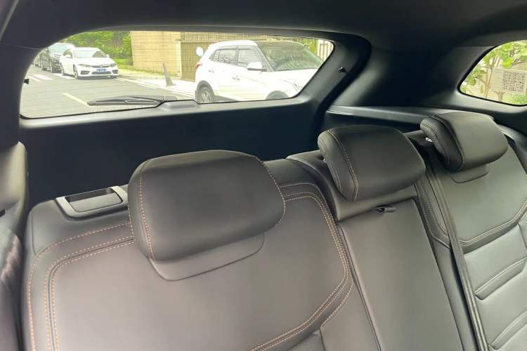 Used Ford Equator Sport 2025 EcoBoost 170 Prestige PLUS Interior 3