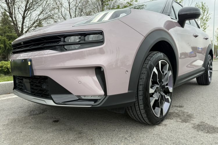 Used Lynk & Co 06 2021 1.5T Shero Pink Special Edition Exterior 1