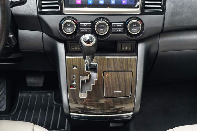 Used Mazda Mazda 8 2015 2.5L Flagship Edition