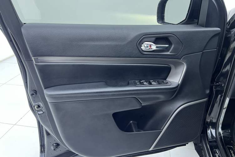 Used Jeep Commander 2018 2.0T Two-Wheel Drive Enjoy Edition China V