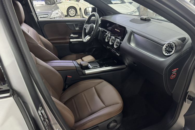 Used Mercedes-Benz GLA 2024 GLA 220 4MATIC
