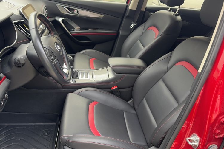 Used Changan CS55 2019 1.5T Manual Colorful Model China VI Standard