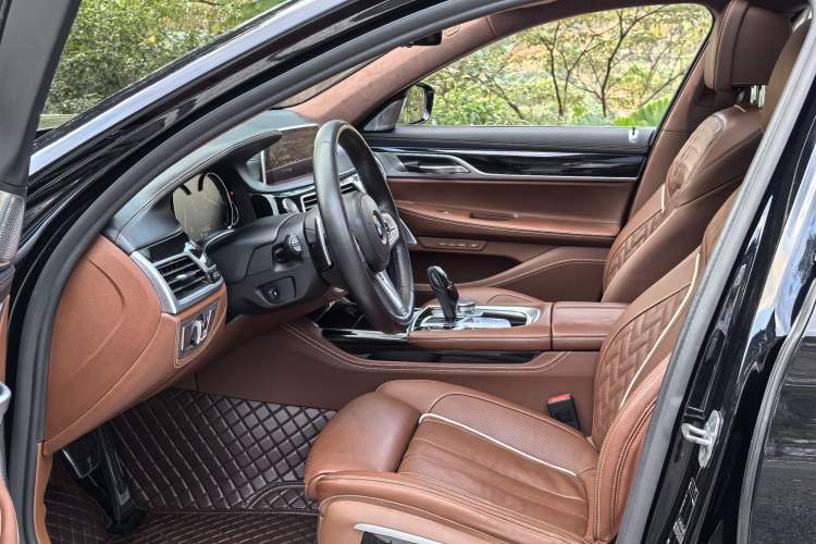 Used BMW 7 Series 2018 740Li xDrive Luxury Edition M Sport Package
