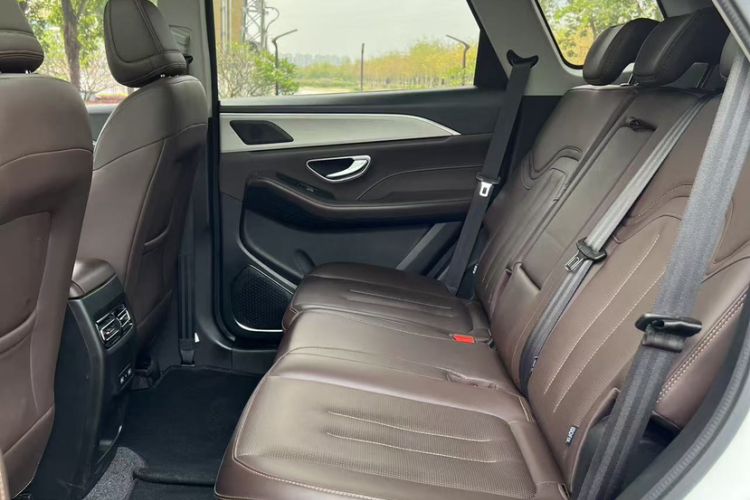 Used JETOUR X90 PLUS 2023 Facelift 1.6TD DCT Villa 7-Seater Interior 4