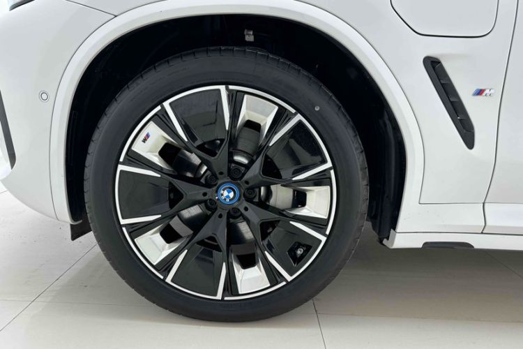 Used BMW iX3 2023 Leading Type
