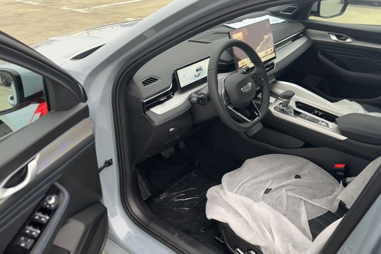 Used Geely Auto Preface 2025 Dongfang Yao 1.5TD Fuyao Edition