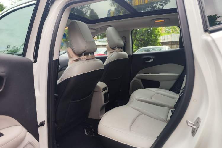 Used Jeep Compass 2017 200T Automatic Family Edition