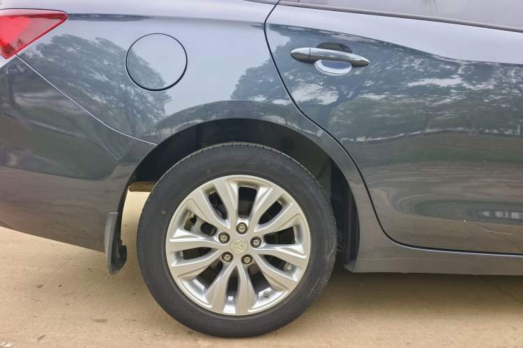 Used Buick GT 2021 Revised Version Flagship 1.5L Automatic Elite Edition Exterior 12