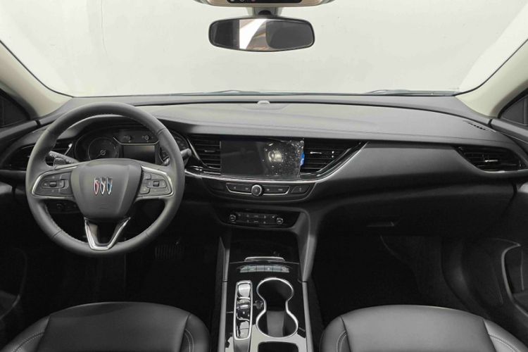Used Buick Regal 2025 Model 25T Ultra-Enjoyment Edition Interior 1
