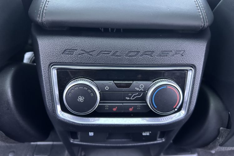 Used Ford Explorer 2020 EcoBoost 285 4x4 Platinum Edition 6 Seats