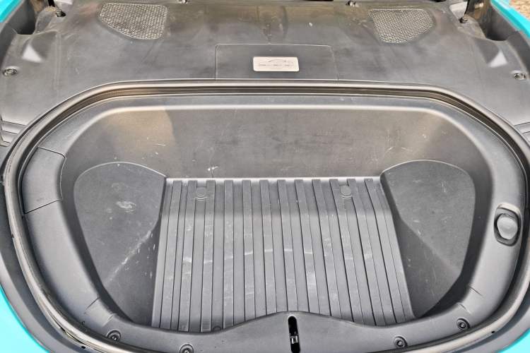 Used Xiaomi Auto SU7 2024 Four-Wheel Drive Ultra-Long Range Advanced Intelligent Driving Max Edition