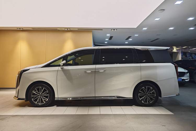 Used GAC Trumpchi M8 2024 Master Series 400T Ultimate Edition Exterior 6