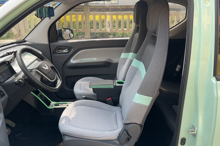 Used Wuling Hongguang MINIEV 2021 Macaron Fashion Model Lithium Iron Phosphate Left Front Seat