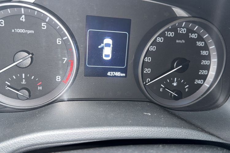 Used Hyundai Elantra (6th Generation / Lingdong) 2016 1.6L Automatic ZhiXuan – Elite Version