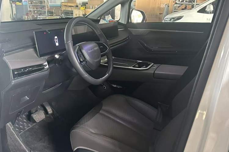 Used SAIC MAXUS Dajia 7 2024 Super Hybrid Long-Range Flagship Edition