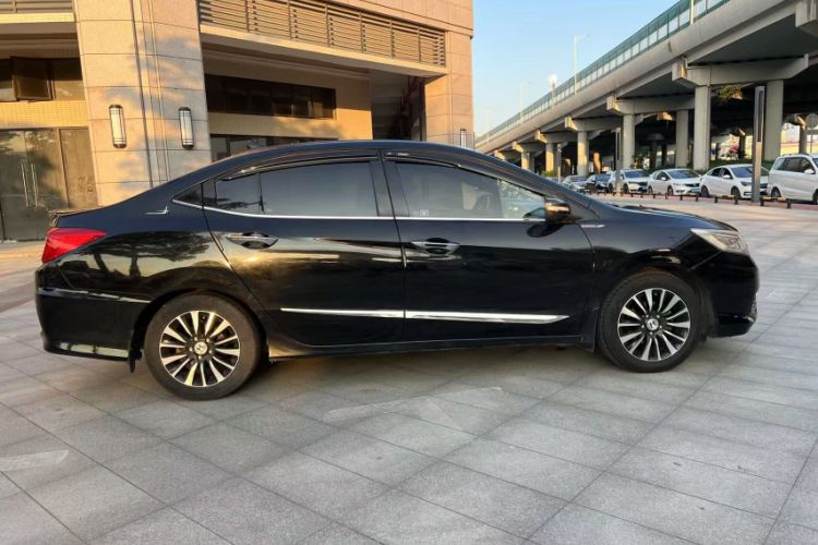 Used Honda Crider 2013 1.8L automatic luxury edition
