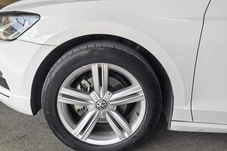 Used Volkswagen Lamando 2015 280TSI DSG Comfort Edition