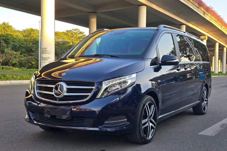 Used Mercedes-Benz V-Class 2017 V 260 L Prestige Edition